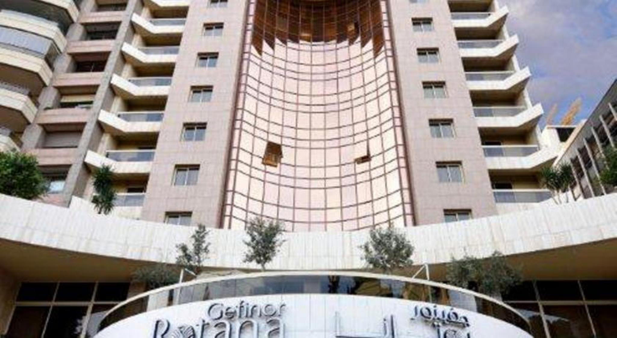 Hotel Gefinor Rotana - Bejrút Exteriér fotografie The hotel's entrance