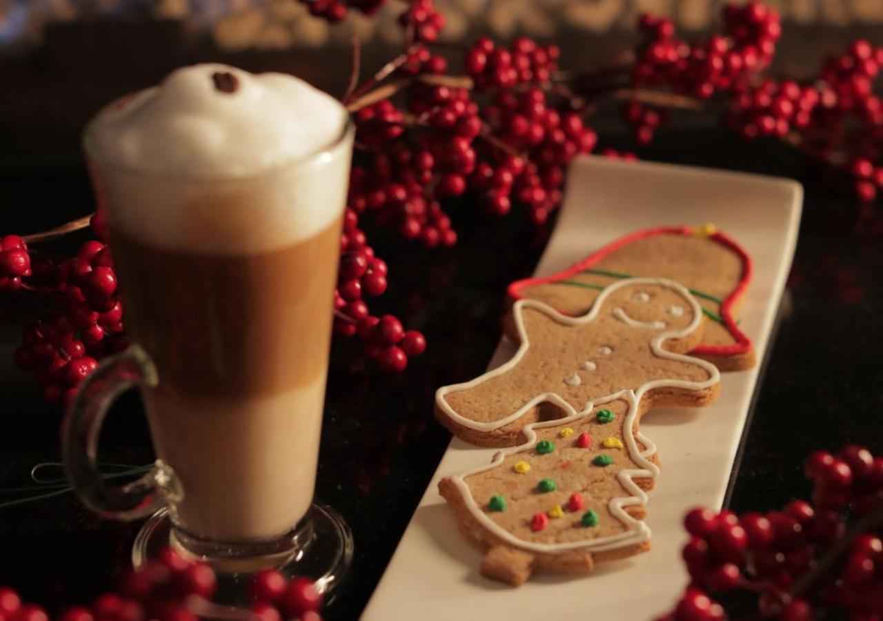 Hotel Gefinor Rotana - Bejrút Exteriér fotografie Gingerbread cookies
